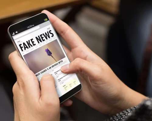 Poll Candidates Advised to Avoid Sharing Fake News Online